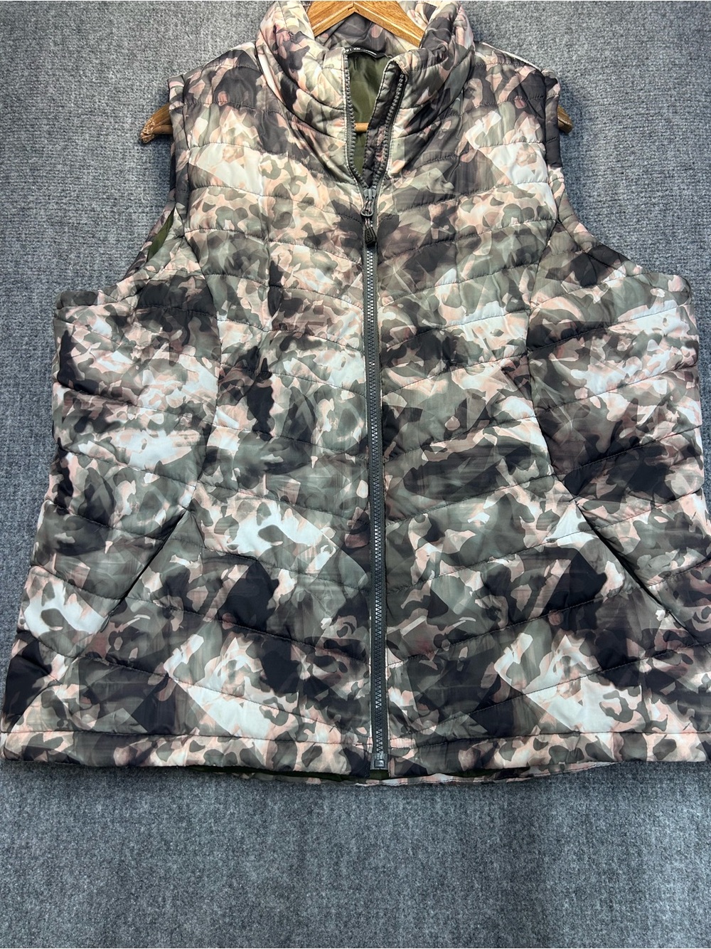 DSG Women's Quilted Camo Vest in pink and grey